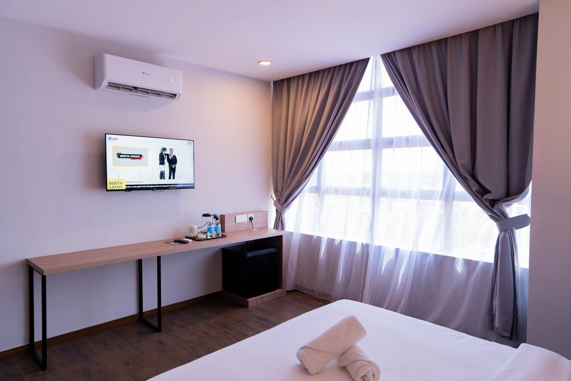Rm Hotel Muar Extérieur photo